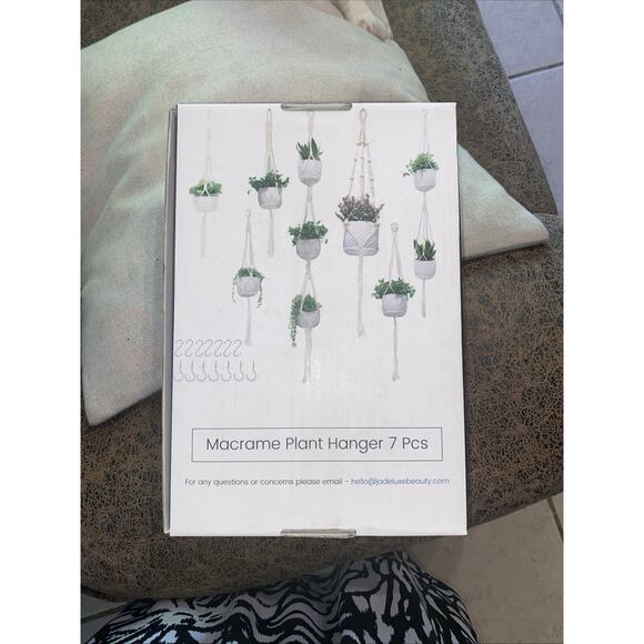 Jade Luxe NIB Macrame Plant hanger 7 PCs bohemian beaded W/Lg Hooks 36-66” Long - Picture 4 of 7